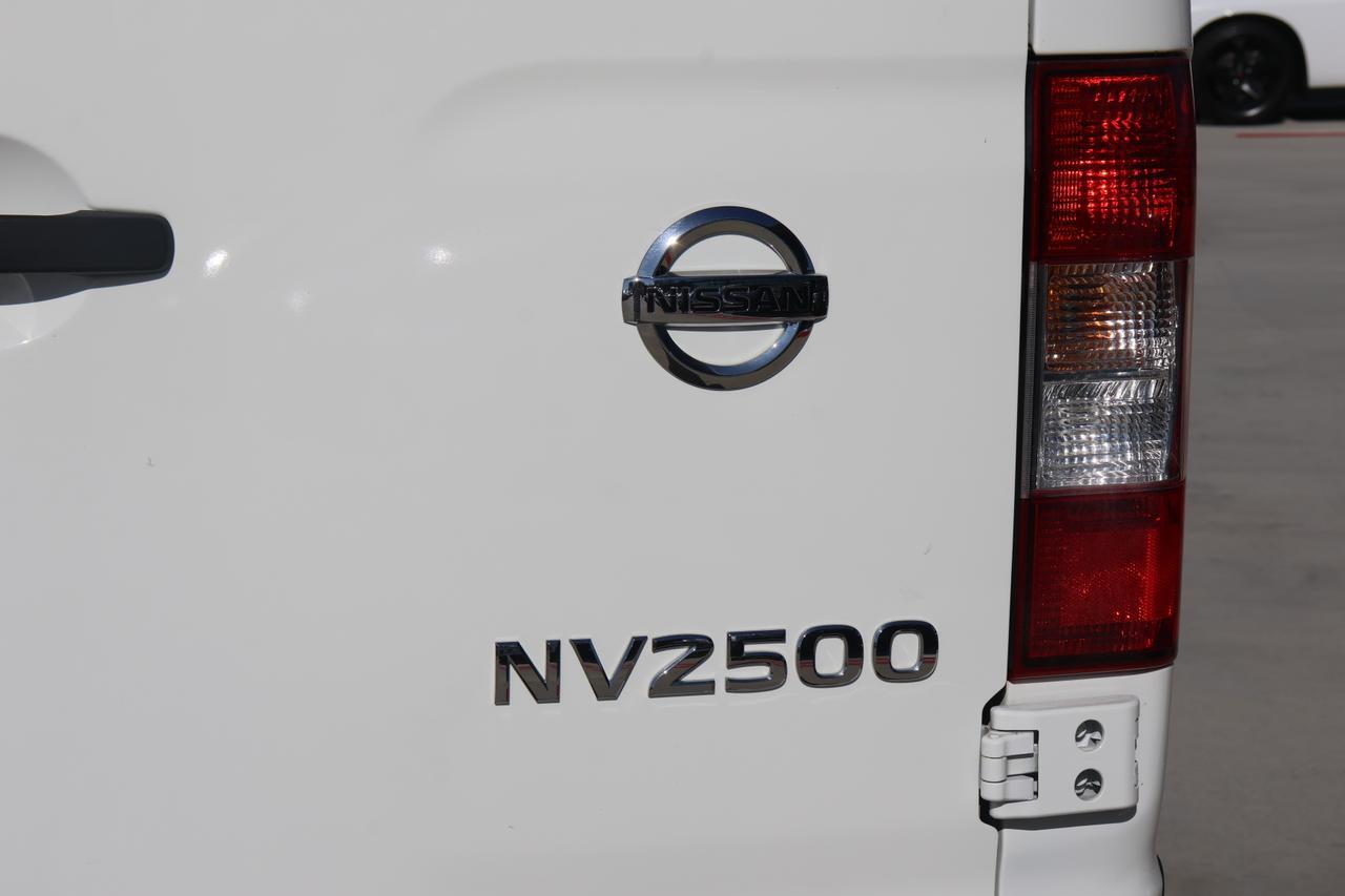 2020 NISSAN NV 2500 S Houston TX