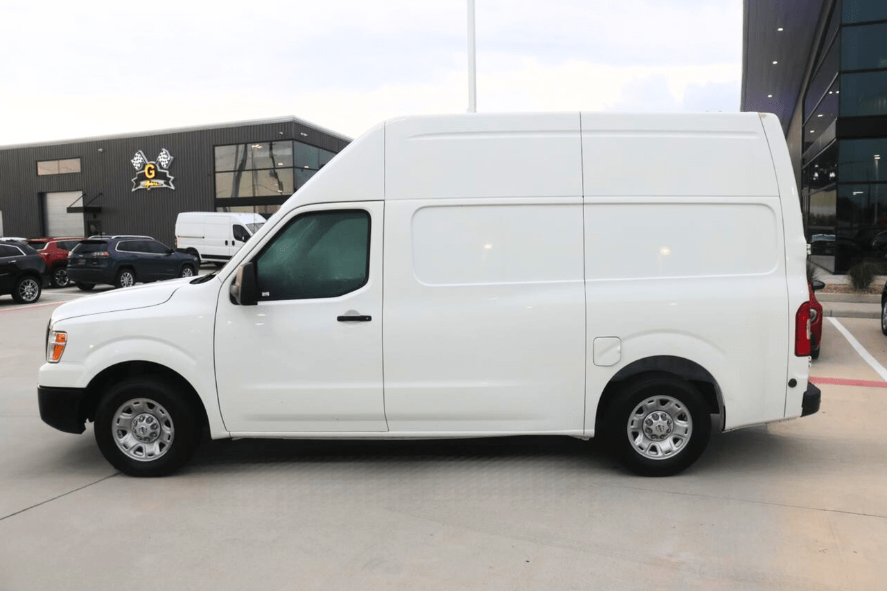 2020 NISSAN NV 2500 S Houston TX