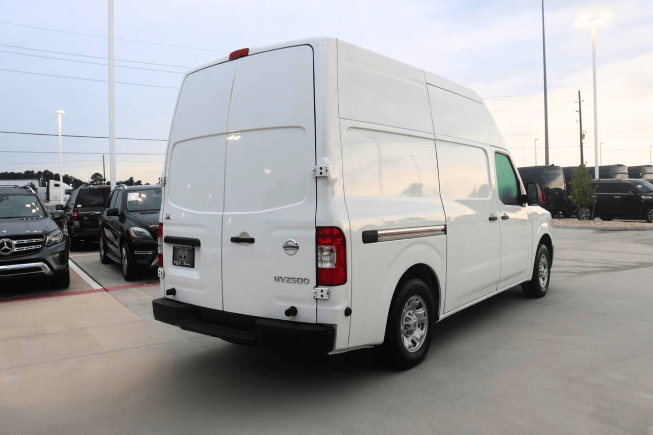 2020 NISSAN NV 2500 S Houston TX