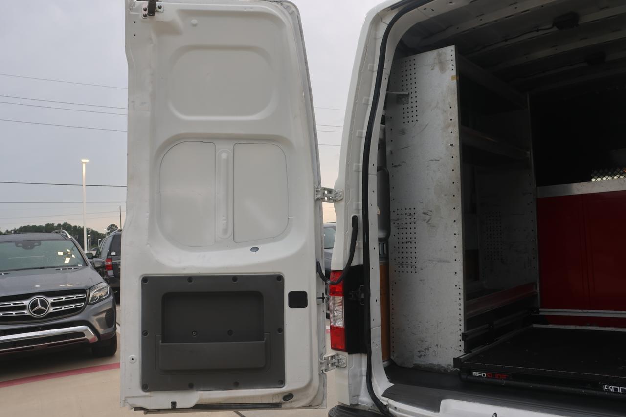 2020 NISSAN NV 2500 S Houston TX