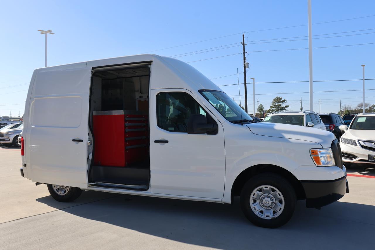 2020 NISSAN NV 2500 S Houston TX
