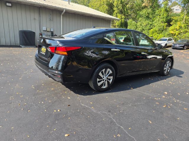 2020 Nissan Alitma S FWD Elgin IL