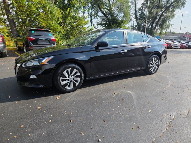 2020 Nissan Alitma S FWD Elgin IL