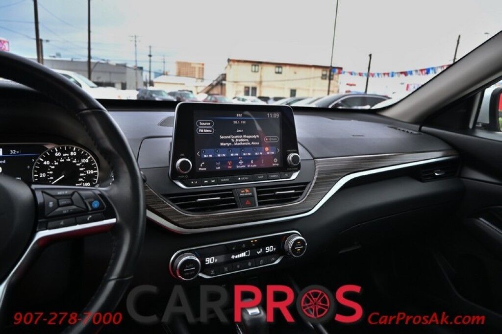 2020 Nissan Altima 2.5 SL - Power & Heated Leather Seats - Remote Start - Heated Steering Wheel - Power Sunroof - Navigation - Bluetooth - Bose Premium Sound - Blind Spot/Rear Cross Traffice/Lane Assist Anchorage AK