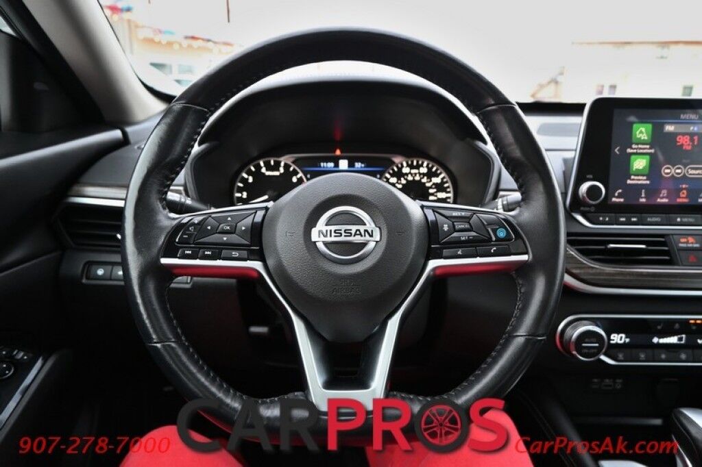 2020 Nissan Altima 2.5 SL - Power & Heated Leather Seats - Remote Start - Heated Steering Wheel - Power Sunroof - Navigation - Bluetooth - Bose Premium Sound - Blind Spot/Rear Cross Traffice/Lane Assist Anchorage AK