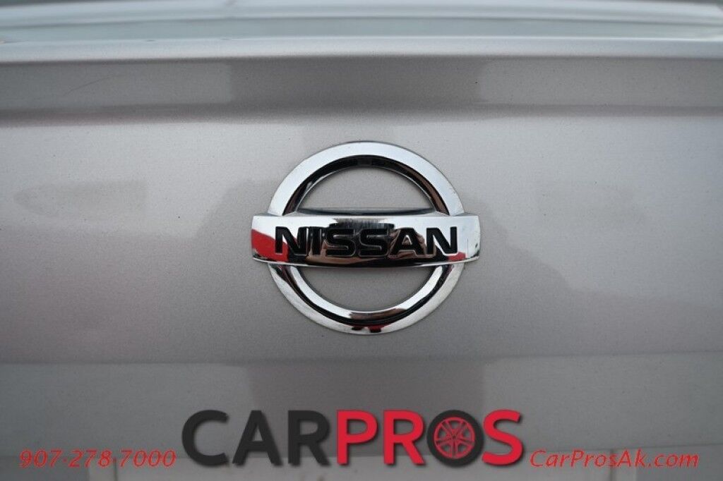 2020 Nissan Altima 2.5 SL - Power & Heated Leather Seats - Remote Start - Heated Steering Wheel - Power Sunroof - Navigation - Bluetooth - Bose Premium Sound - Blind Spot/Rear Cross Traffice/Lane Assist Anchorage AK