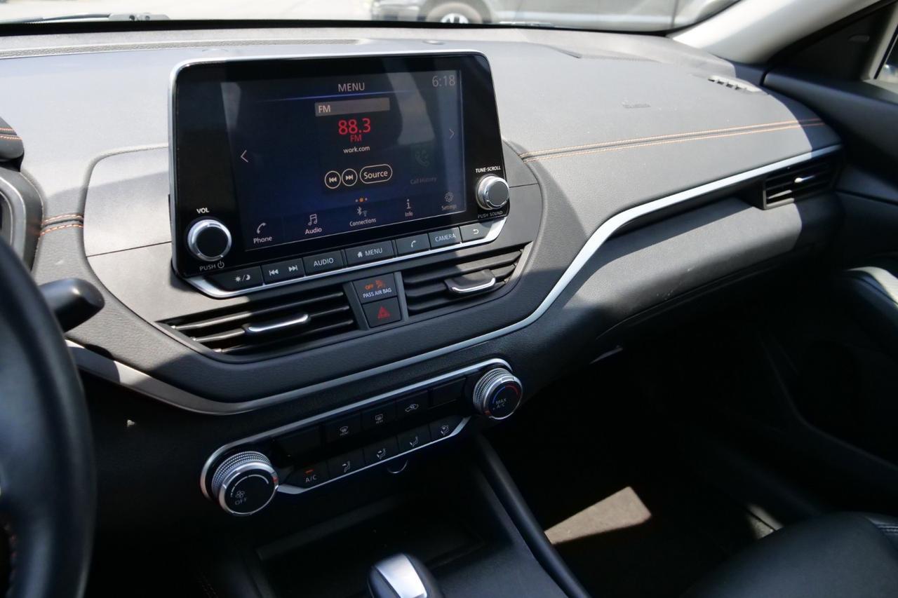 2020 Nissan Altima 2.5 SR / CarPlay / Android Auto! High Point NC