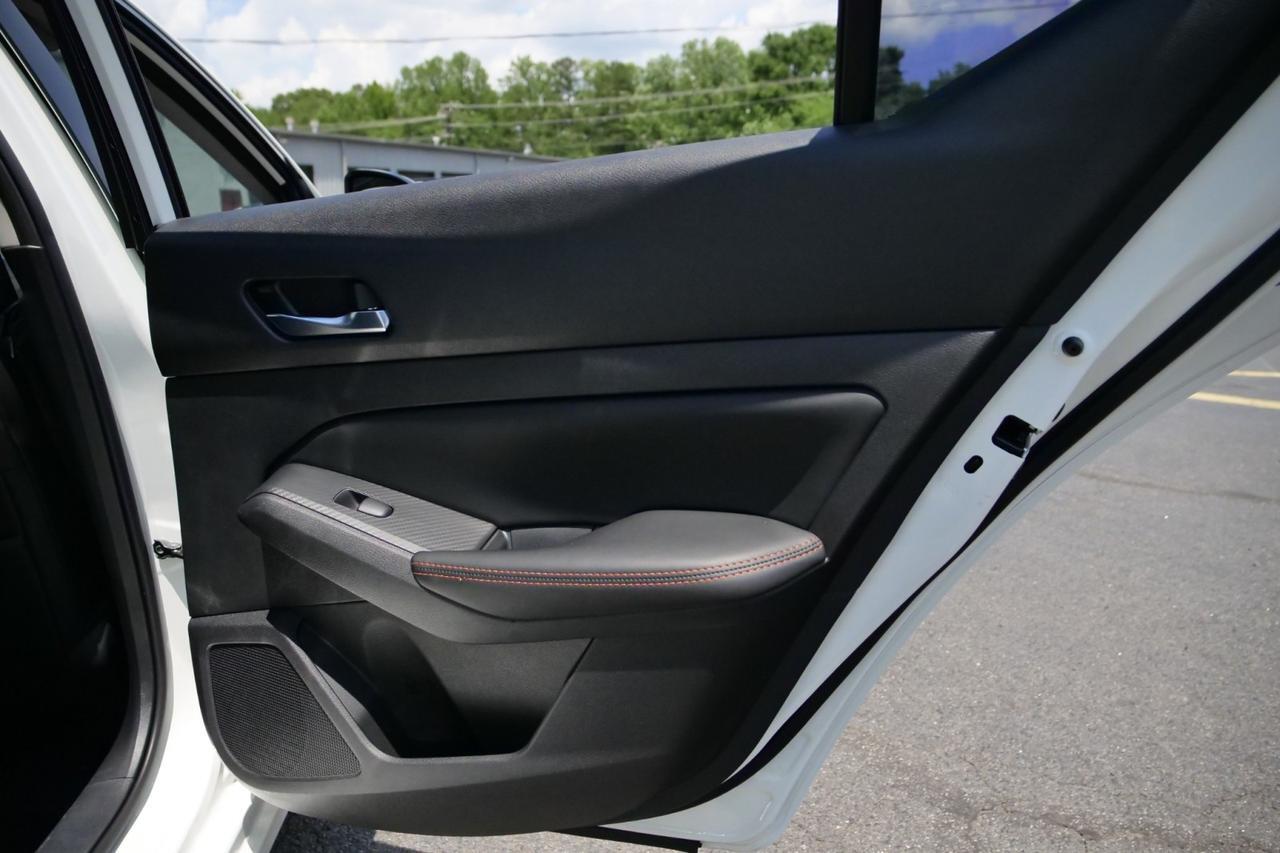 2020 Nissan Altima 2.5 SR / CarPlay / Android Auto! High Point NC