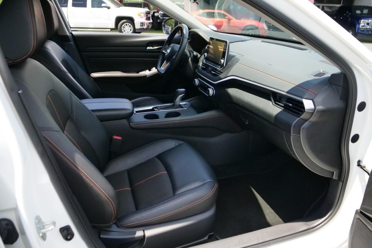 2020 Nissan Altima 2.5 SR / CarPlay / Android Auto! High Point NC
