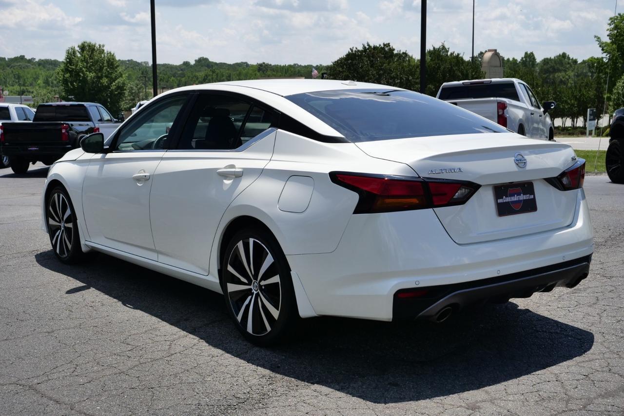 2020 Nissan Altima 2.5 SR / CarPlay / Android Auto! High Point NC