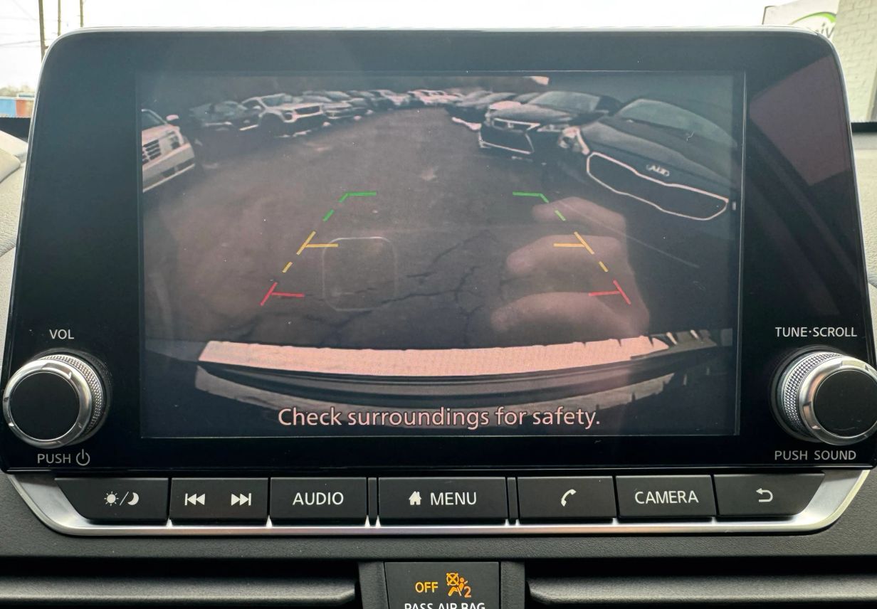 2020 Nissan Altima 2.5 SR Sedan 4D Cincinnati OH