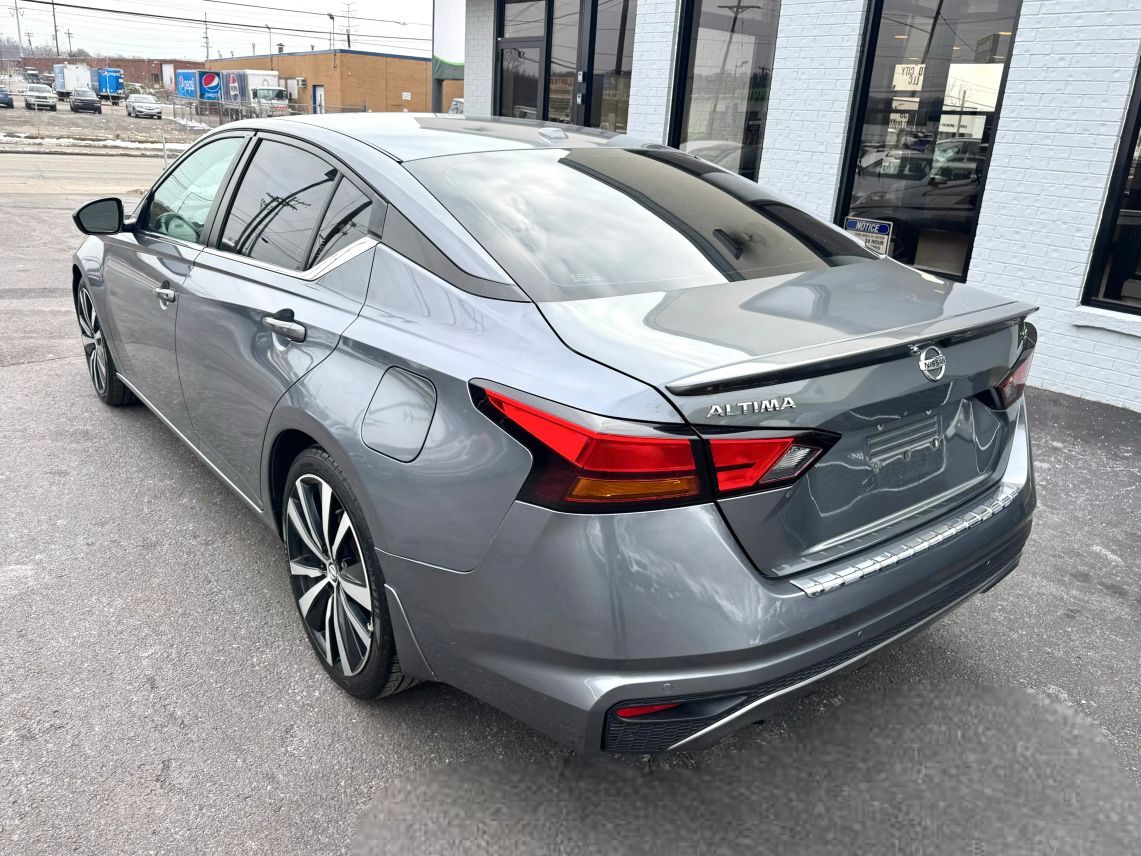 2020 Nissan Altima 2.5 SR Sedan 4D Cincinnati OH