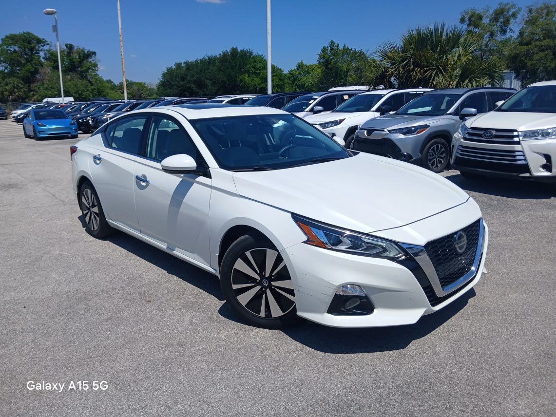 2020 Nissan Altima 2.5 SV Sedan 4D