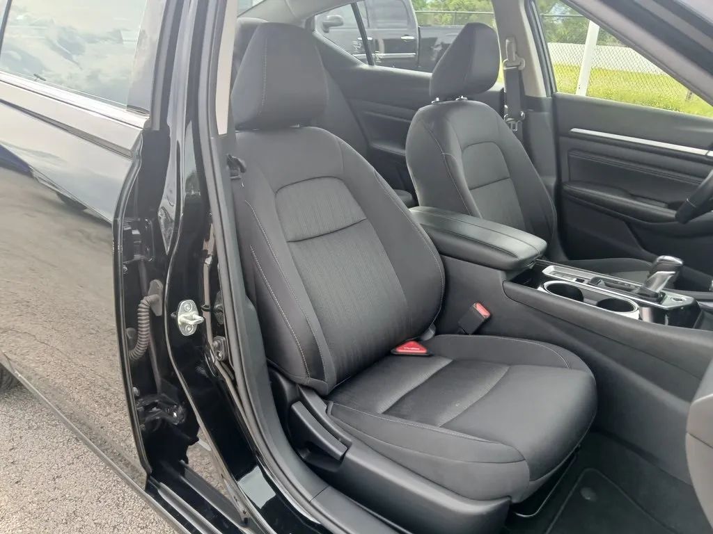 2020 Nissan Altima 2.5 SV Sedan 4D Maitland FL