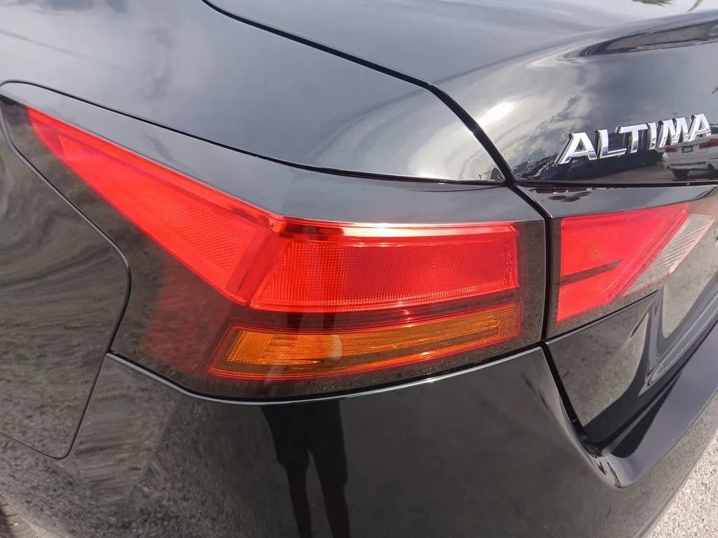 2020 Nissan Altima 2.5 SV Sedan 4D Maitland FL