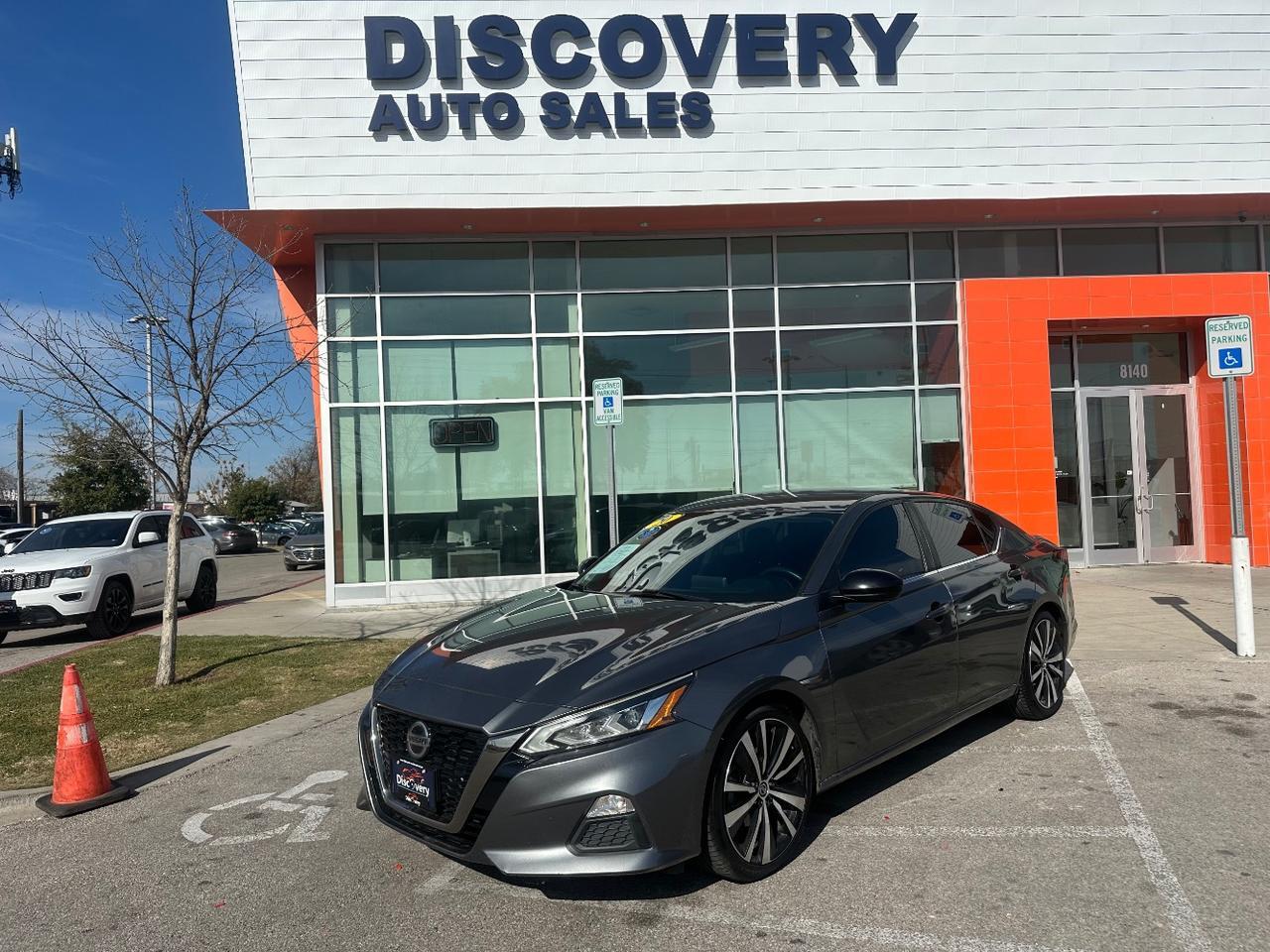 2020 Nissan Altima SR FWD