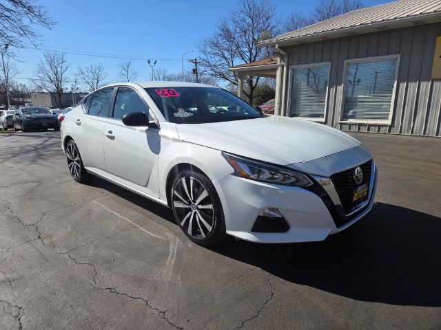 2020 Nissan Altima SR FWD