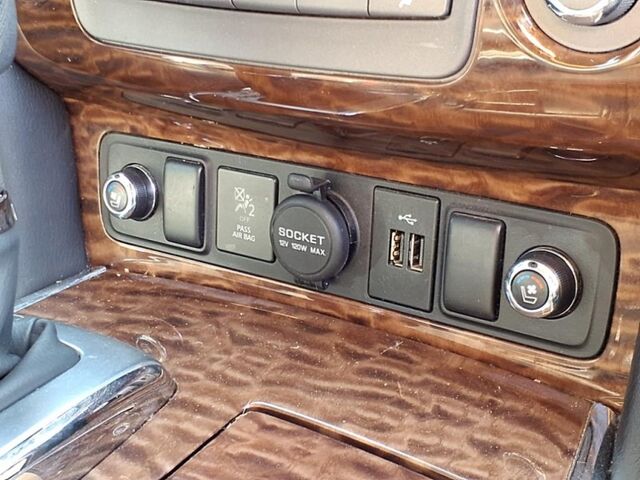 2020 Nissan Armada Platinum  TX