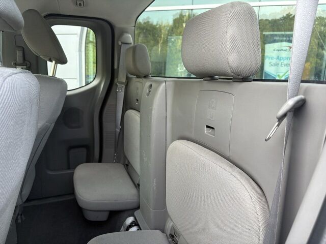 2020 Nissan Frontier S photo 24
