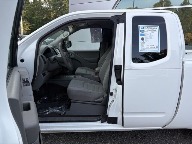 2020 Nissan Frontier S photo 10