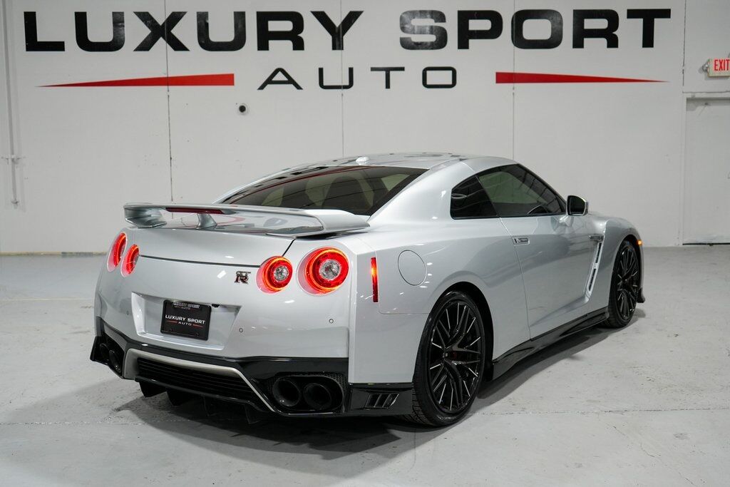 2020 Nissan GT-R Premium Tigard OR