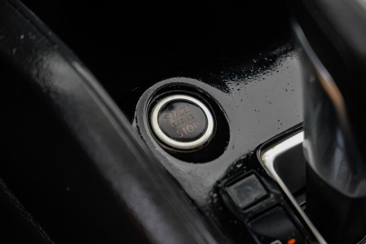 2020 Nissan Kicks S AUTOMATIC BLIND SPOT ASSIST LANE DEPARTURE FORWARD COLLISION W Carrollton TX
