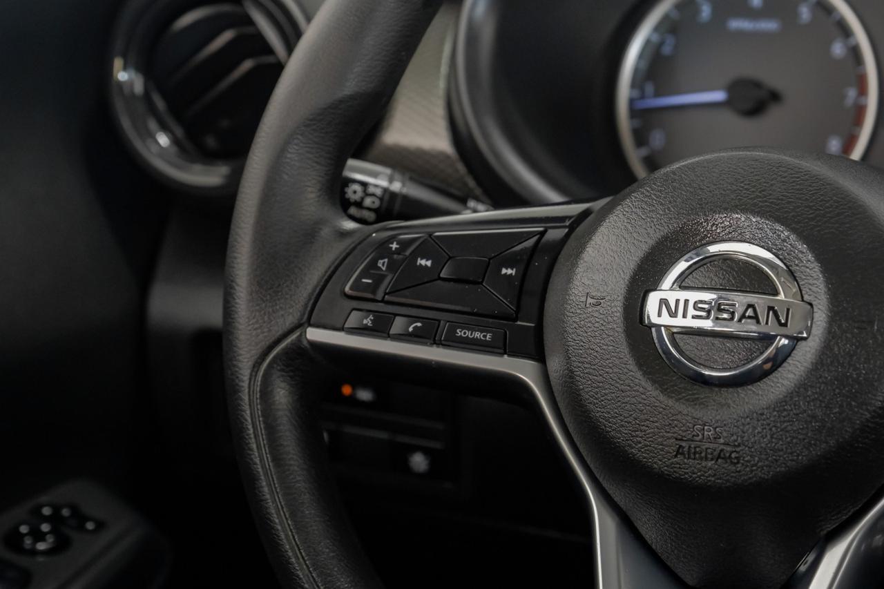 2020 Nissan Kicks S AUTOMATIC BLIND SPOT ASSIST LANE DEPARTURE FORWARD COLLISION W Carrollton TX