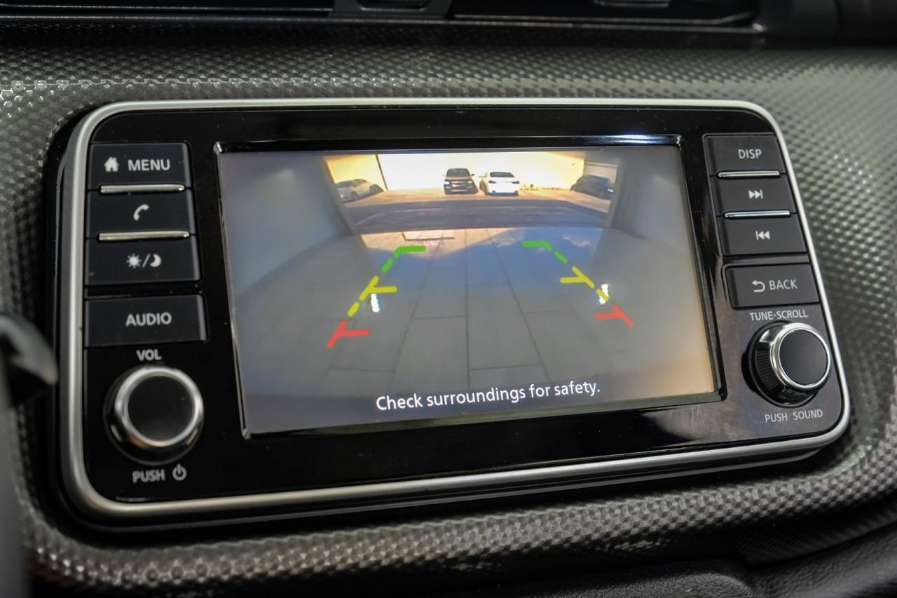 2020 Nissan Kicks S AUTOMATIC BLIND SPOT ASSIST LANE DEPARTURE FORWARD COLLISION W Carrollton TX
