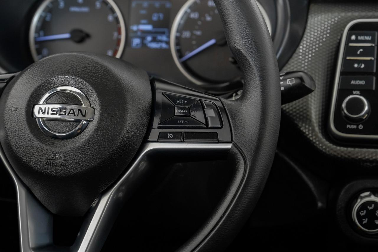2020 Nissan Kicks S AUTOMATIC BLIND SPOT ASSIST LANE DEPARTURE FORWARD COLLISION W Carrollton TX