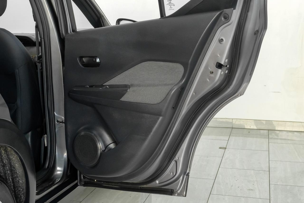 2020 Nissan Kicks S AUTOMATIC BLIND SPOT ASSIST LANE DEPARTURE FORWARD COLLISION W Carrollton TX