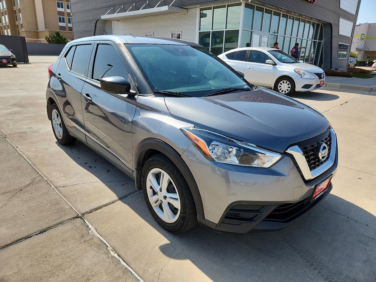 2020 Nissan Kicks