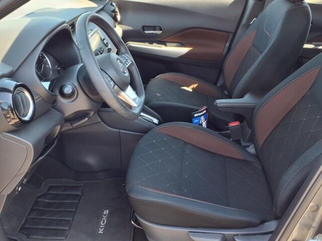 2020 Nissan Kicks SR  TX