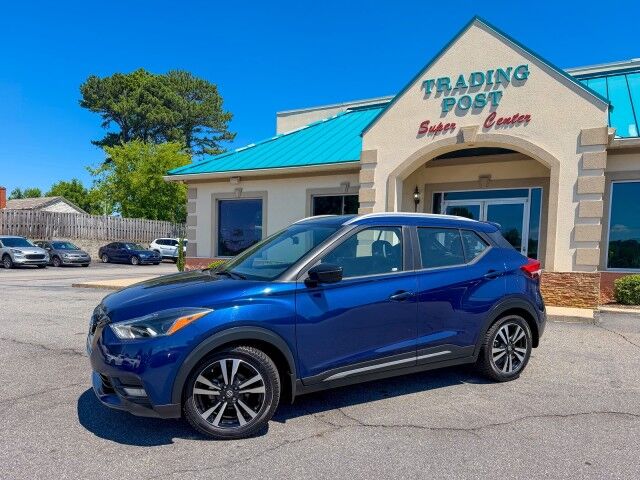 2020 Nissan Kicks SR