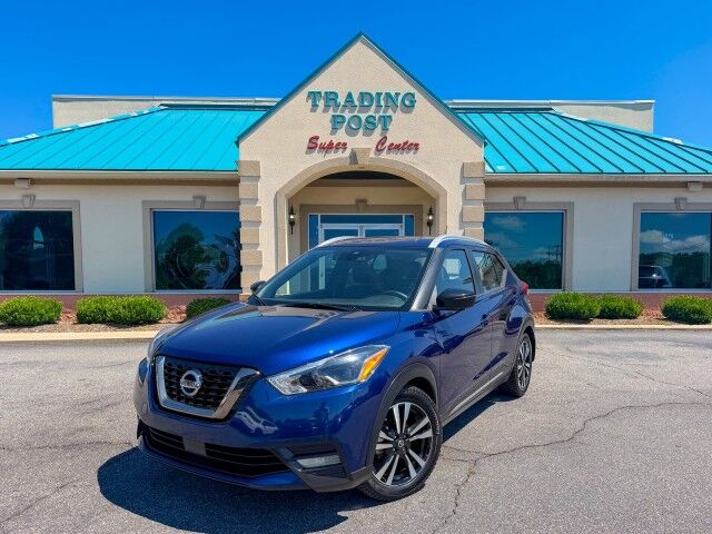 2020 Nissan Kicks SR