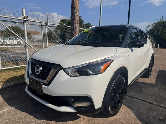 2020 Nissan Kicks SR Xtronic CVT