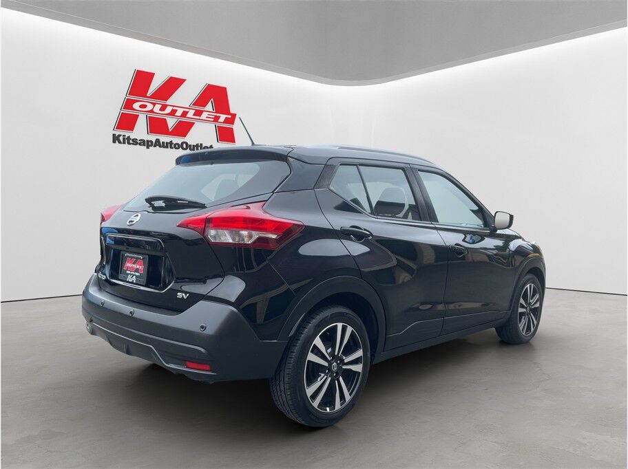 2020 Nissan Kicks SV Sport Utility 4D
