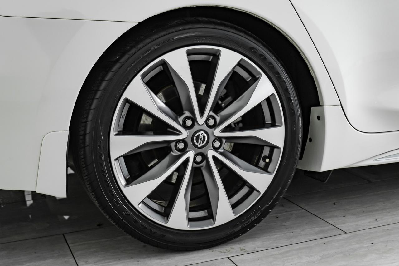 2020 Nissan Maxima PLATINUM BLIND SPOT LANE DEPARTURE AUTO EMERGENCY BRAKING NAVIGA Carrollton TX