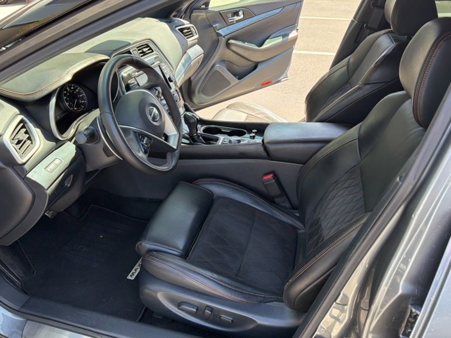 2020 Nissan Maxima SR