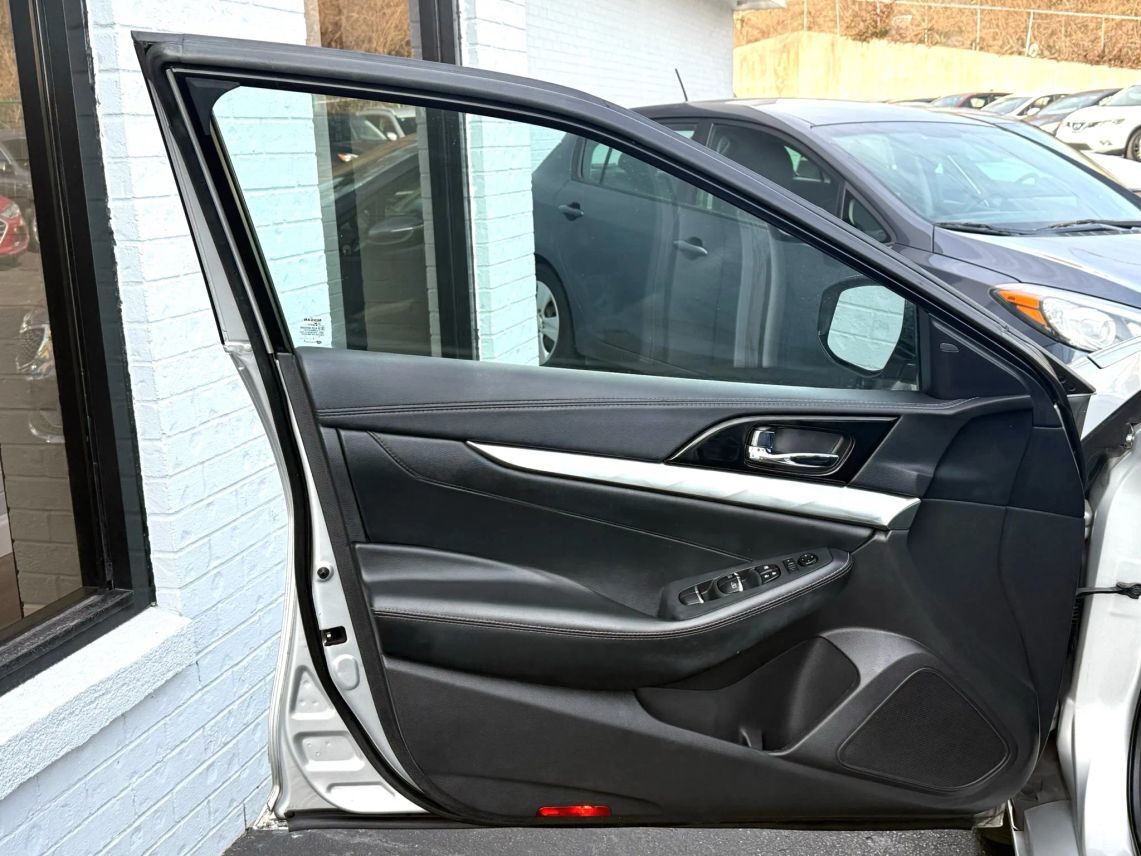 2020 Nissan Maxima SV Sedan 4D Cincinnati OH