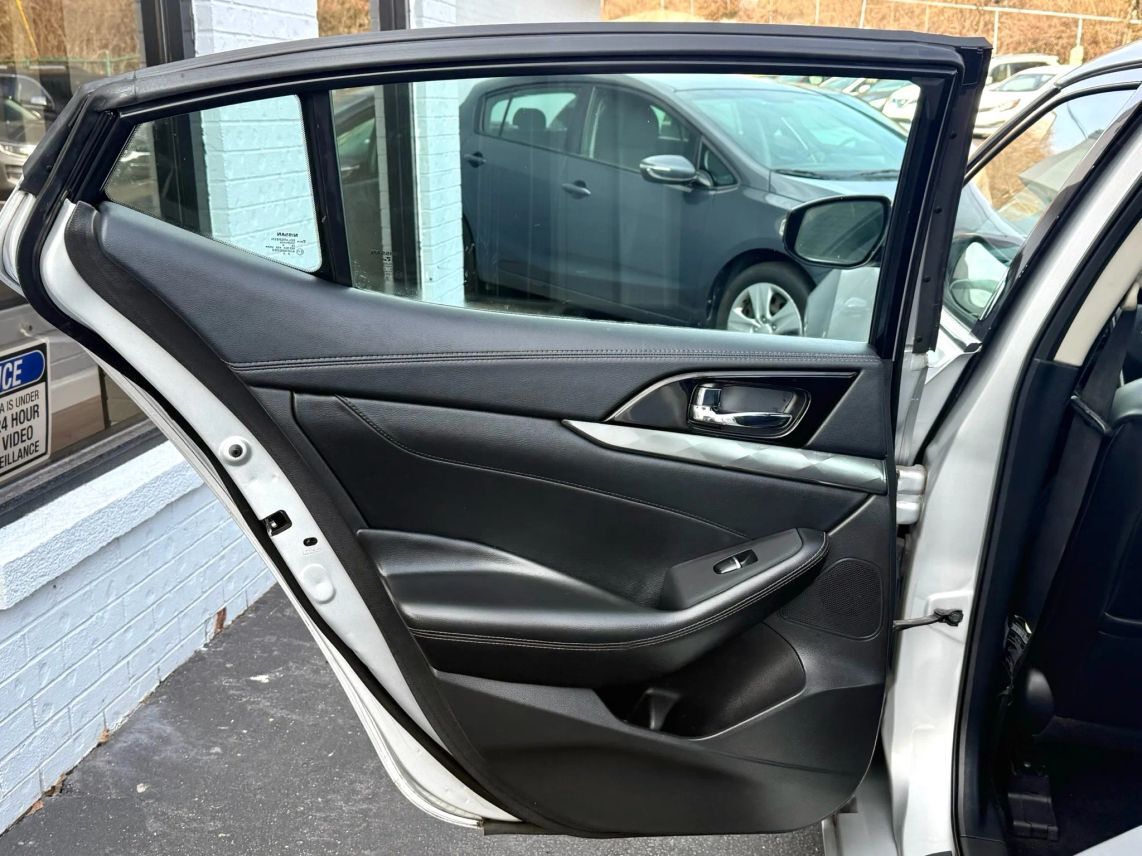 2020 Nissan Maxima SV Sedan 4D Cincinnati OH