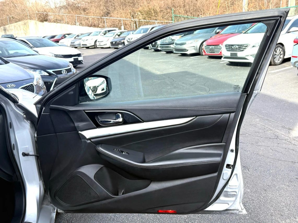 2020 Nissan Maxima SV Sedan 4D Cincinnati OH