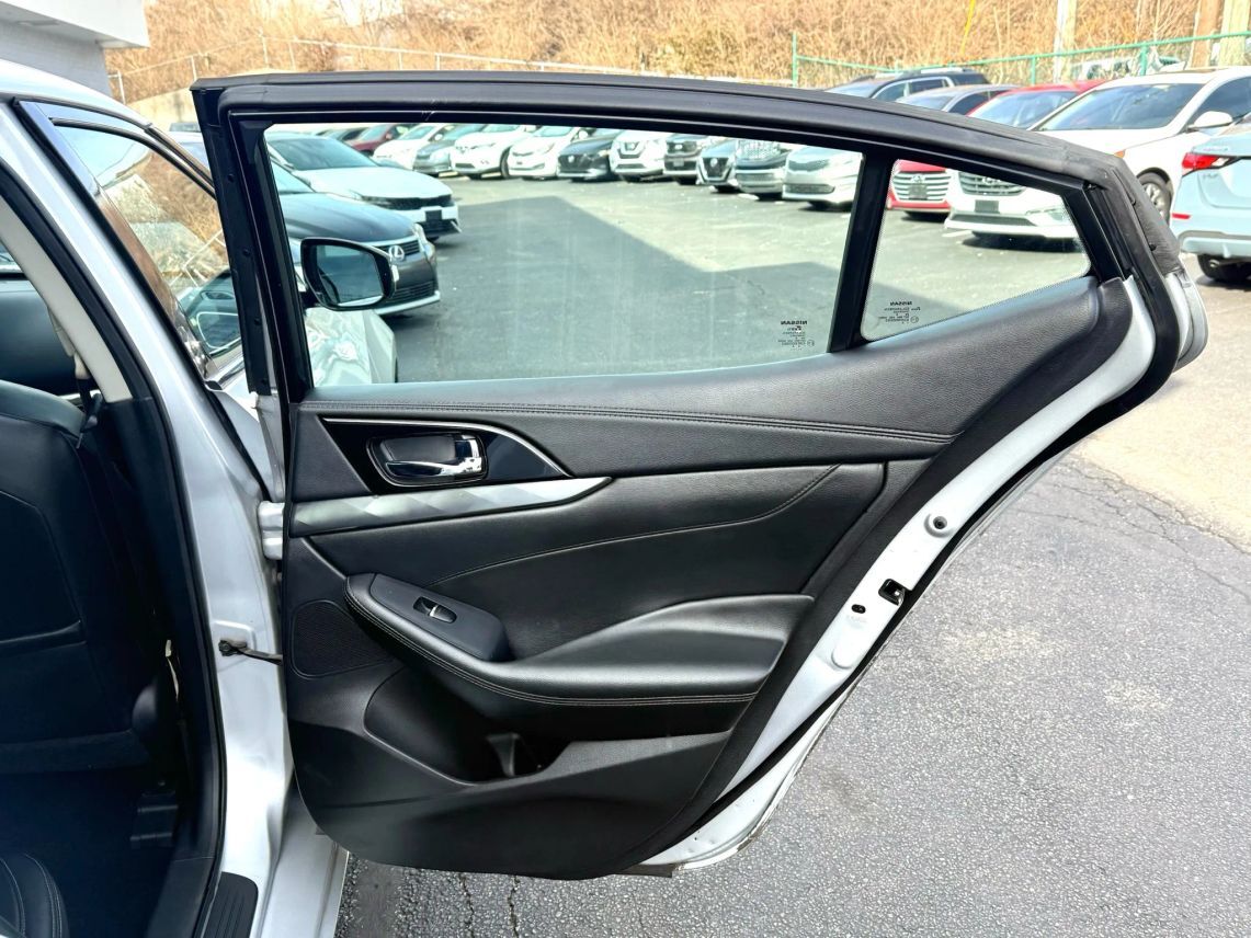 2020 Nissan Maxima SV Sedan 4D Cincinnati OH