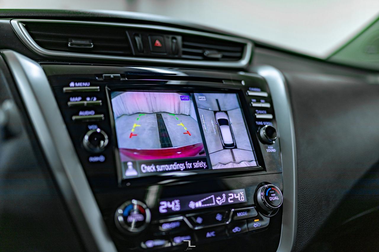 2020 Nissan Murano AWD SL Leather Roof Nav BCam Red Deer AB