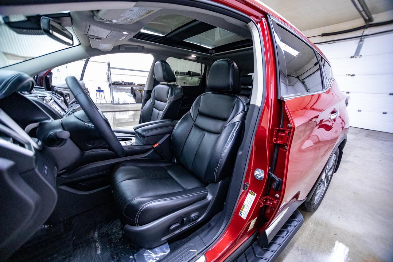 2020 Nissan Murano AWD SL Leather Roof Nav BCam Red Deer AB