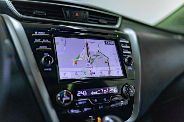 2020 Nissan Murano AWD SL Leather Roof Nav BCam Red Deer AB