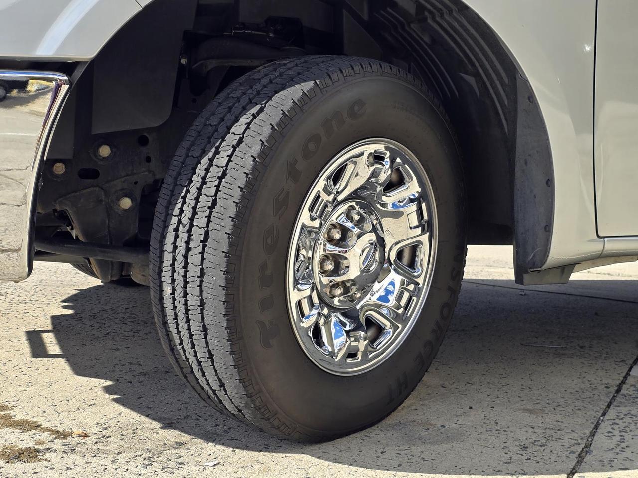 2020 Nissan NV Passenger NV3500HD SV 12-Passenger Van Concord NC