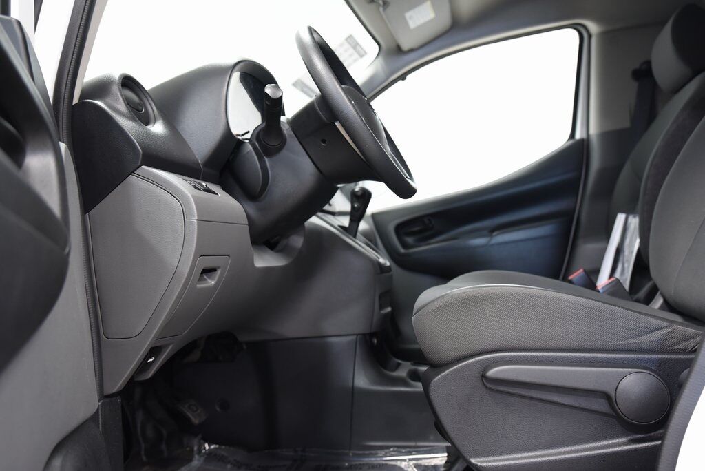 2020 Nissan NV200 SV Akron