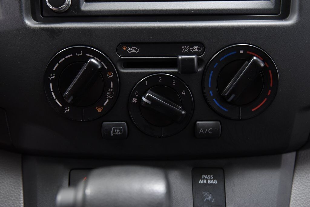2020 Nissan NV200 SV Akron