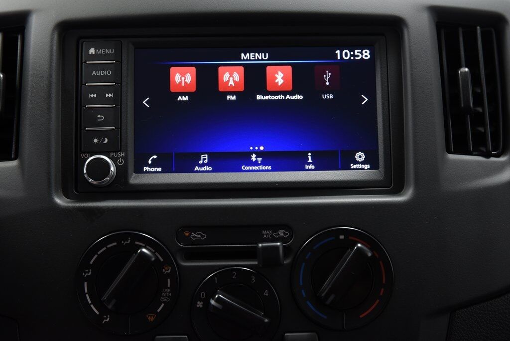 2020 Nissan NV200 SV Akron