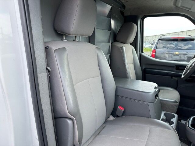 2020 Nissan NV2500 Cargo SV w/ Ladder Rack & Bin Package Low Top 4.0L Ashland VA
